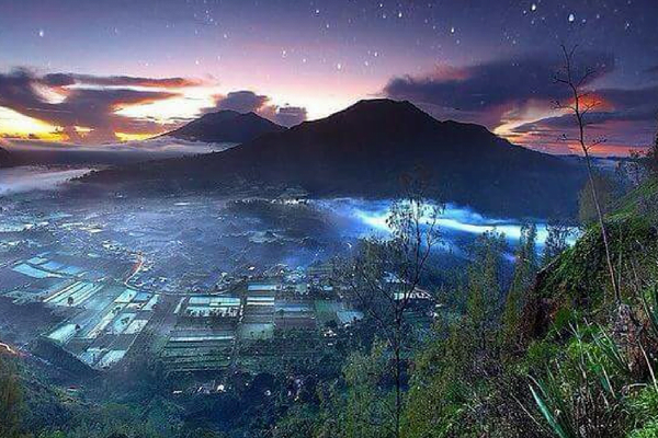 Batur Volcano Sunrise