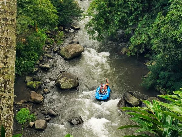 rafting bali